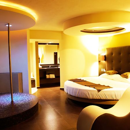 פוארטו מורלוס Sensaciones Motel Boutique - Adults Only מראה חיצוני תמונה